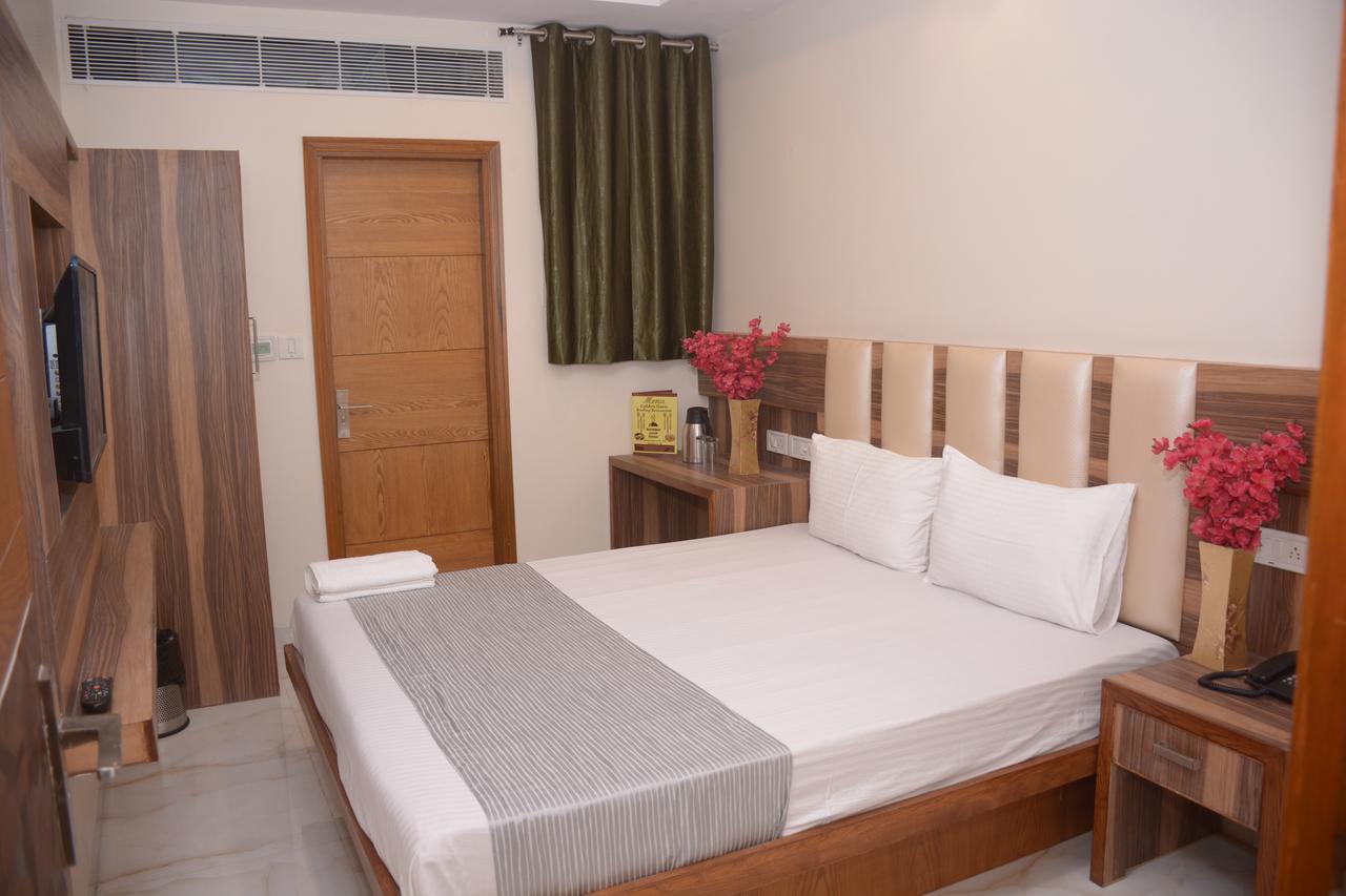 Hotel Golden Oasis - A Well Hygiene Property Paharganj Εξωτερικό φωτογραφία