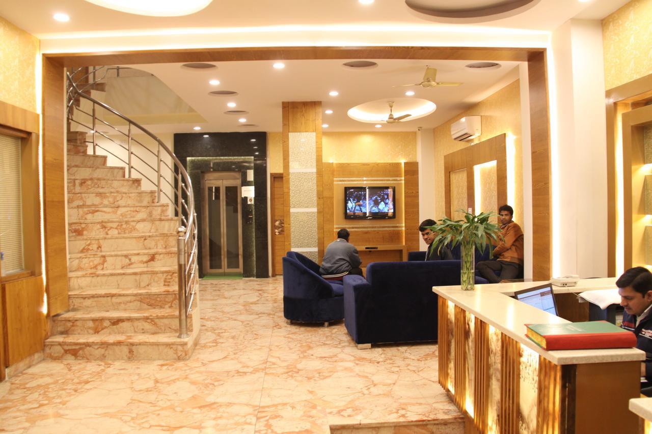 Hotel Golden Oasis - A Well Hygiene Property Paharganj Εξωτερικό φωτογραφία