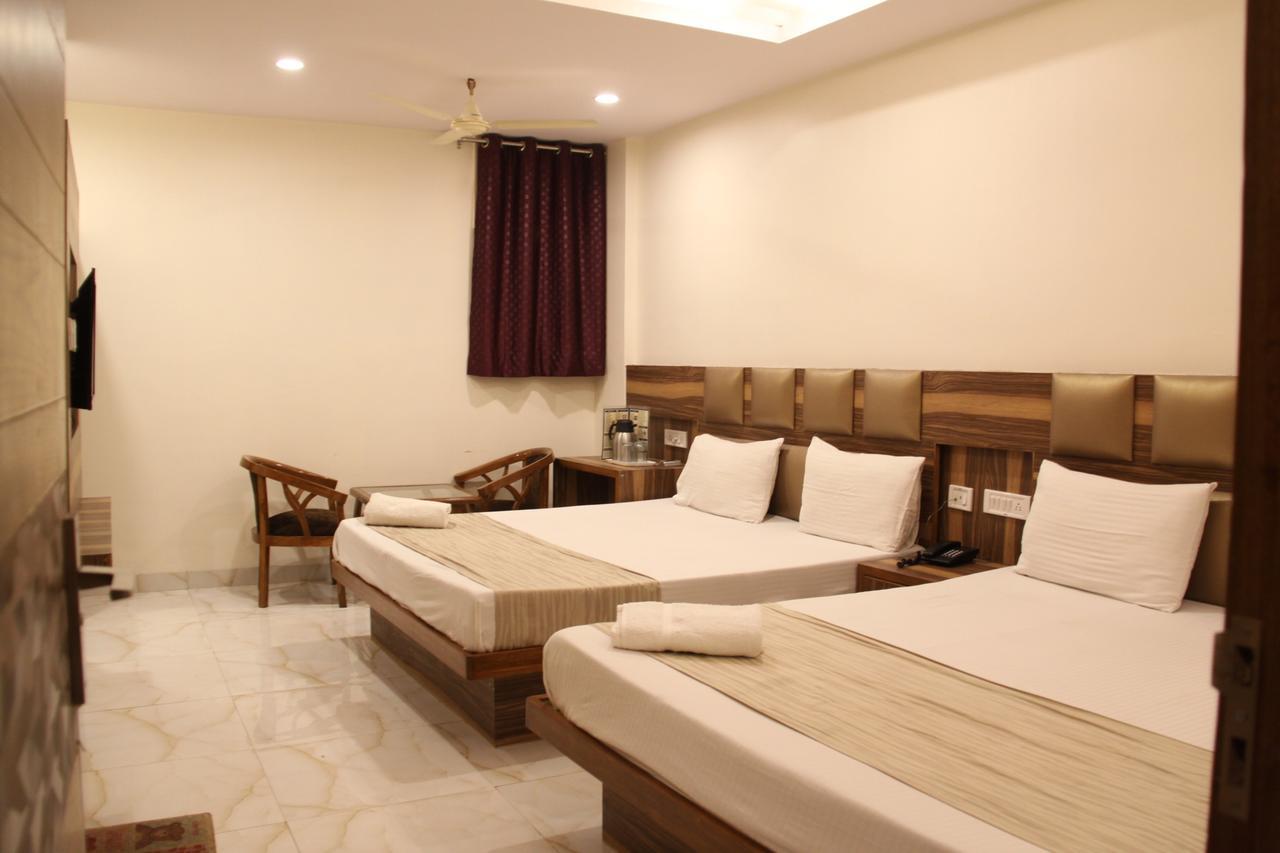 Hotel Golden Oasis - A Well Hygiene Property Paharganj Εξωτερικό φωτογραφία