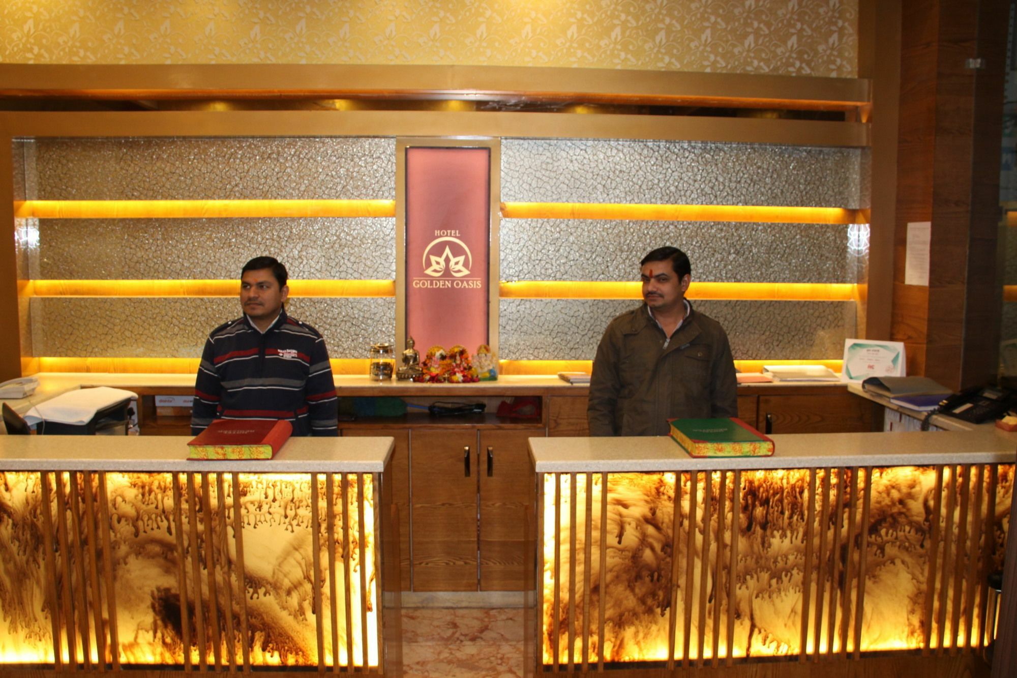 Hotel Golden Oasis - A Well Hygiene Property Paharganj Εξωτερικό φωτογραφία